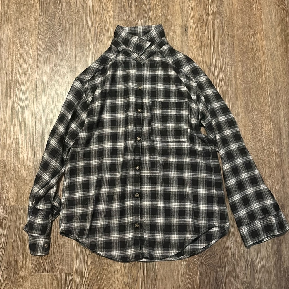 women’s hollister button up flannel